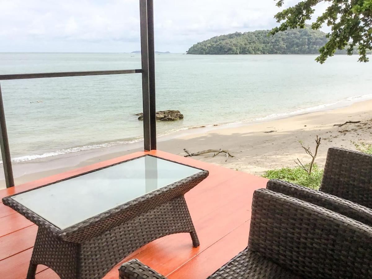Koh Sirey Beachfront Pool Villa Phuket Exterior foto